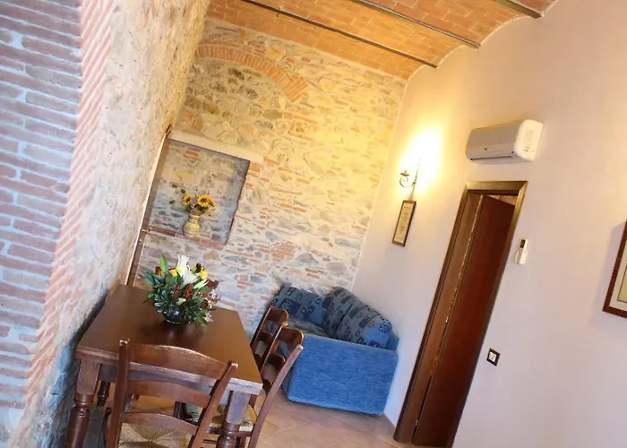 Casa Vacanze Ribocchi * كامبيليا ماريتيما