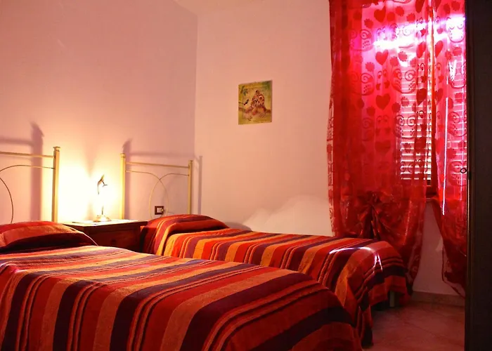 Casa Vacanze Ribocchi * كامبيليا ماريتيما