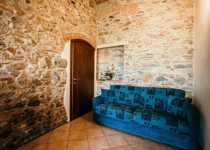 Casa Vacanze Ribocchi * كامبيليا ماريتيما